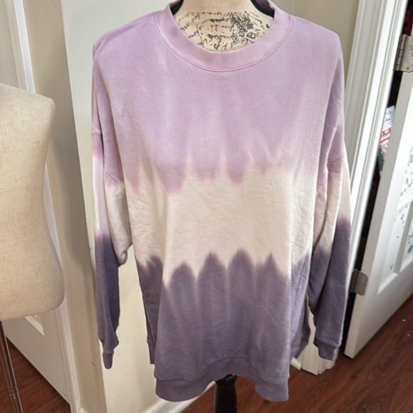 So Comfy! 🦅 AE Dip Dye Sweatshirt - Picture 7 of 7